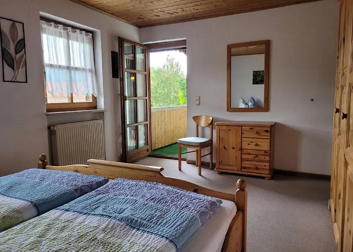 Gaestehaus Josefine Feriehus *