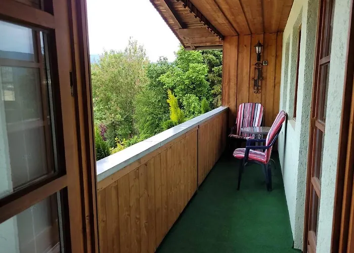 Feriehus Gaestehaus Josefine *